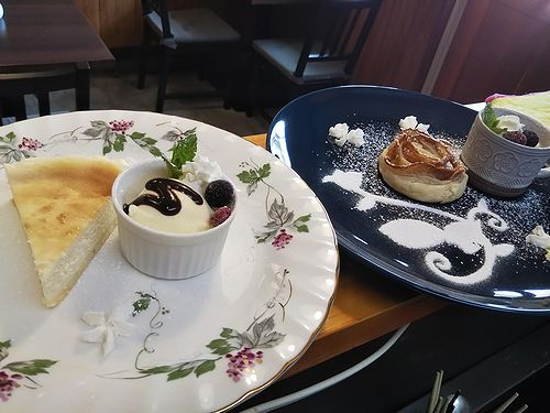 20190527草津温泉カフェ花栞（はなしおり）チーズケーキ、アップルパイ