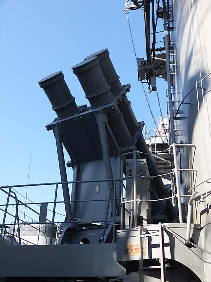 対艦ミサイル「ハープーン」発射装置